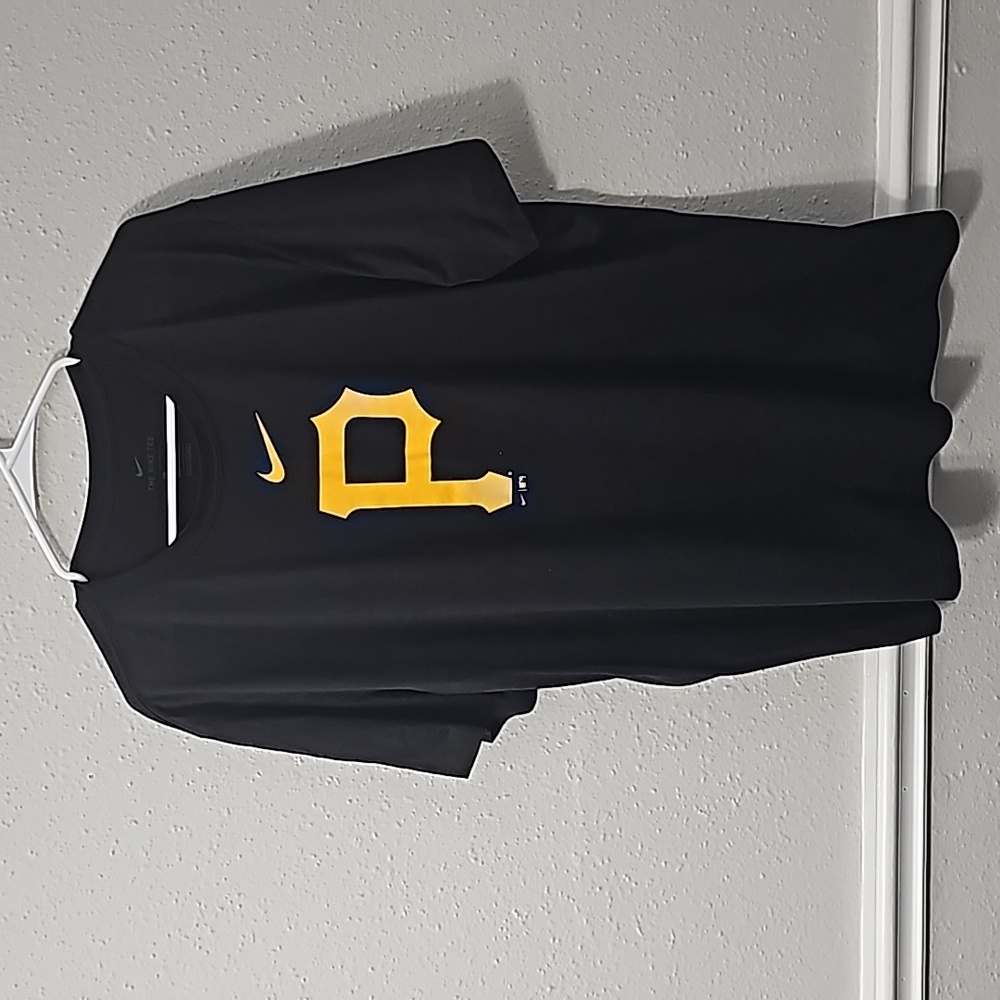 Nike Pittsburgh Pirates T Shirt